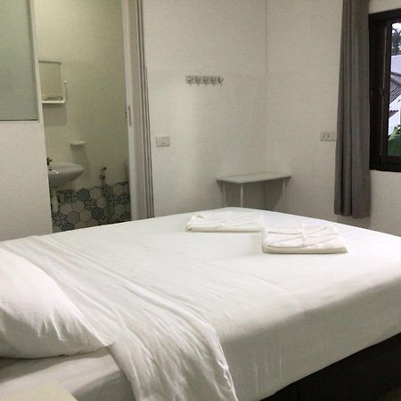 Baan Talay Hostel Ко Мак Екстериор снимка