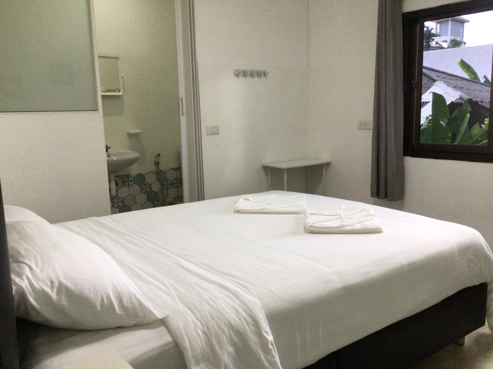 Baan Talay Hostel Ко Мак Екстериор снимка